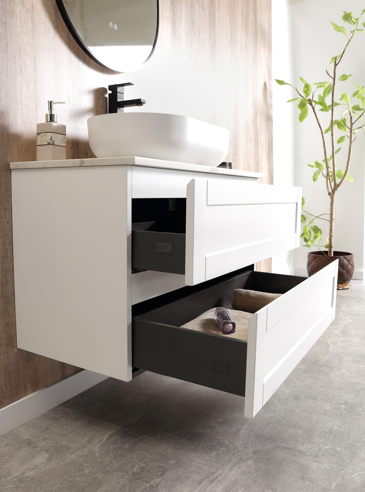 Victoria 900 Wall Hung Vanity – Matte White
